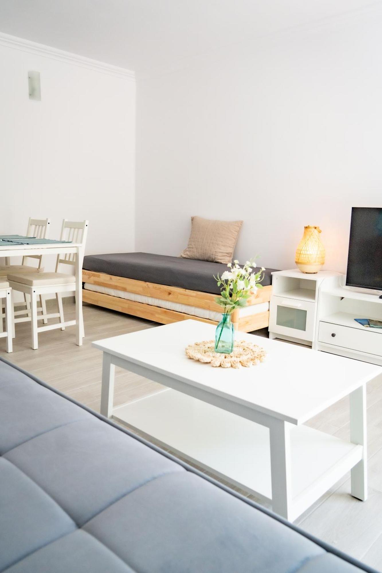 Retreat Oasis Studio Apartment 圣米格尔德阿沃纳 外观 照片