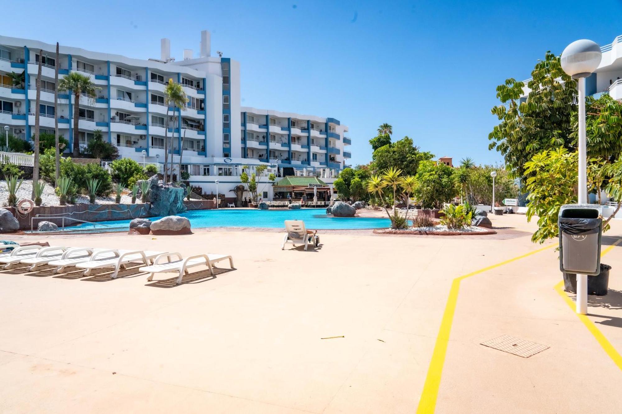 Retreat Oasis Studio Apartment 圣米格尔德阿沃纳 外观 照片